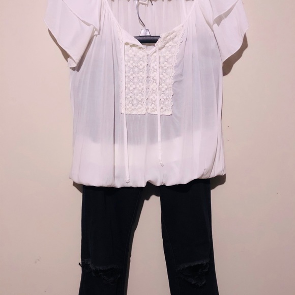 White eyelet top - Picture 1 of 2